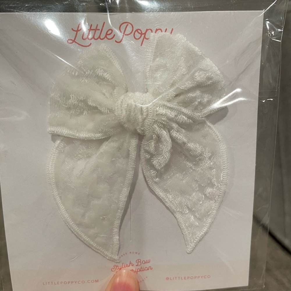 New little poppy co bow